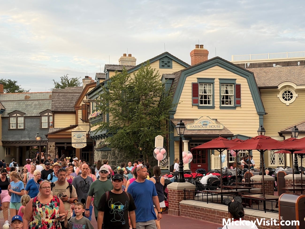Columbia Harbour House
