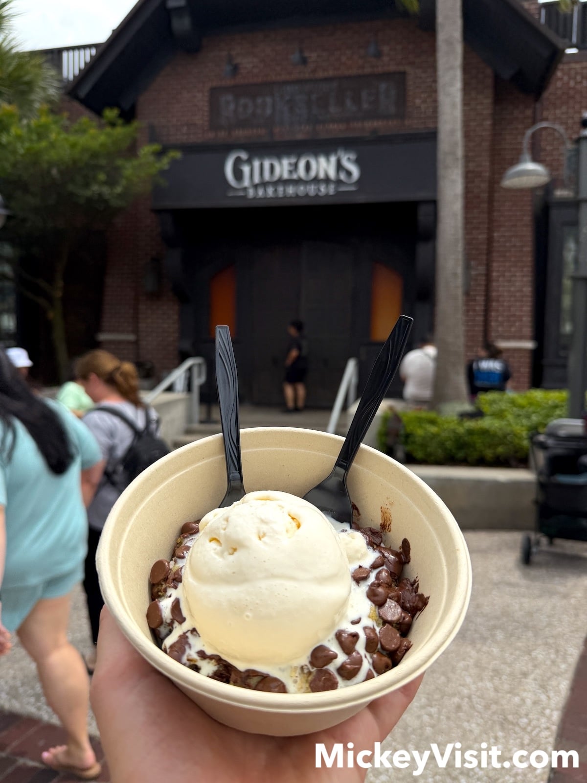 Gideon's Bakehouse ice cream and cookies