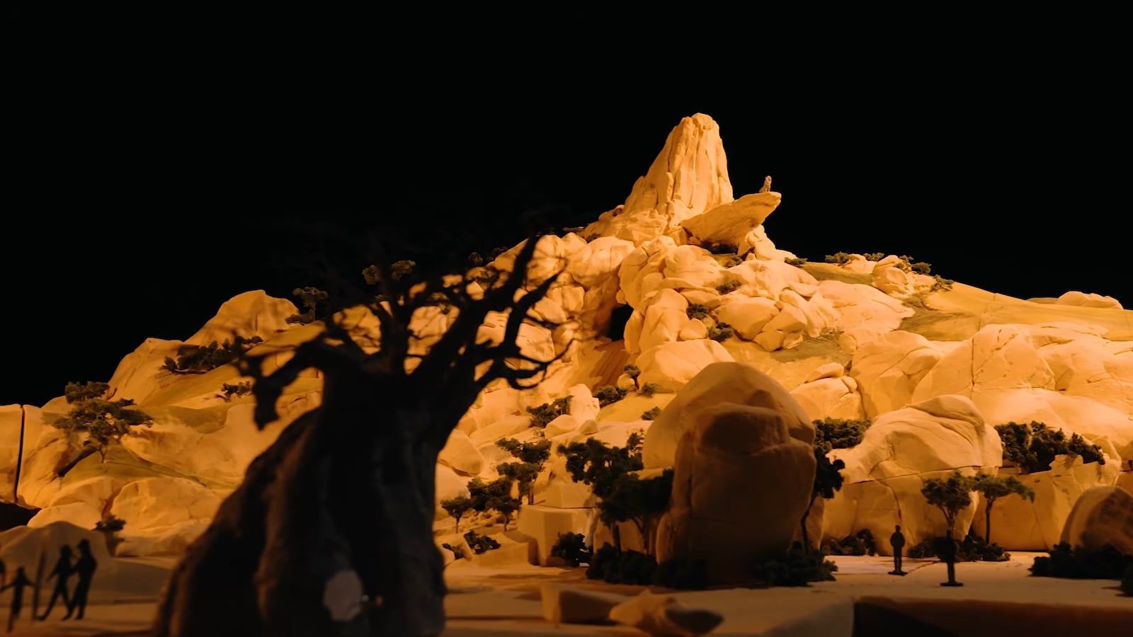 Lion King log flume scale model