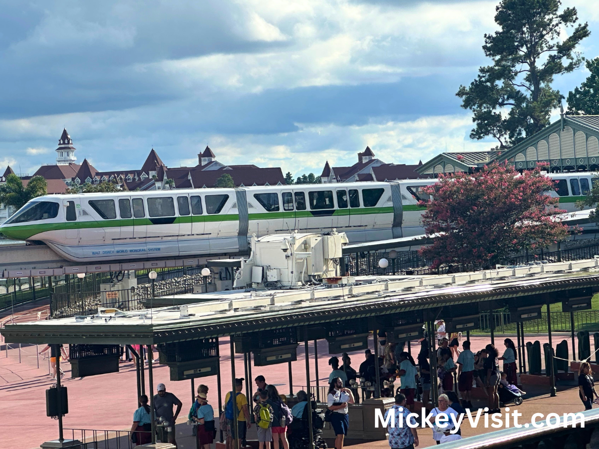 Disney World monorail