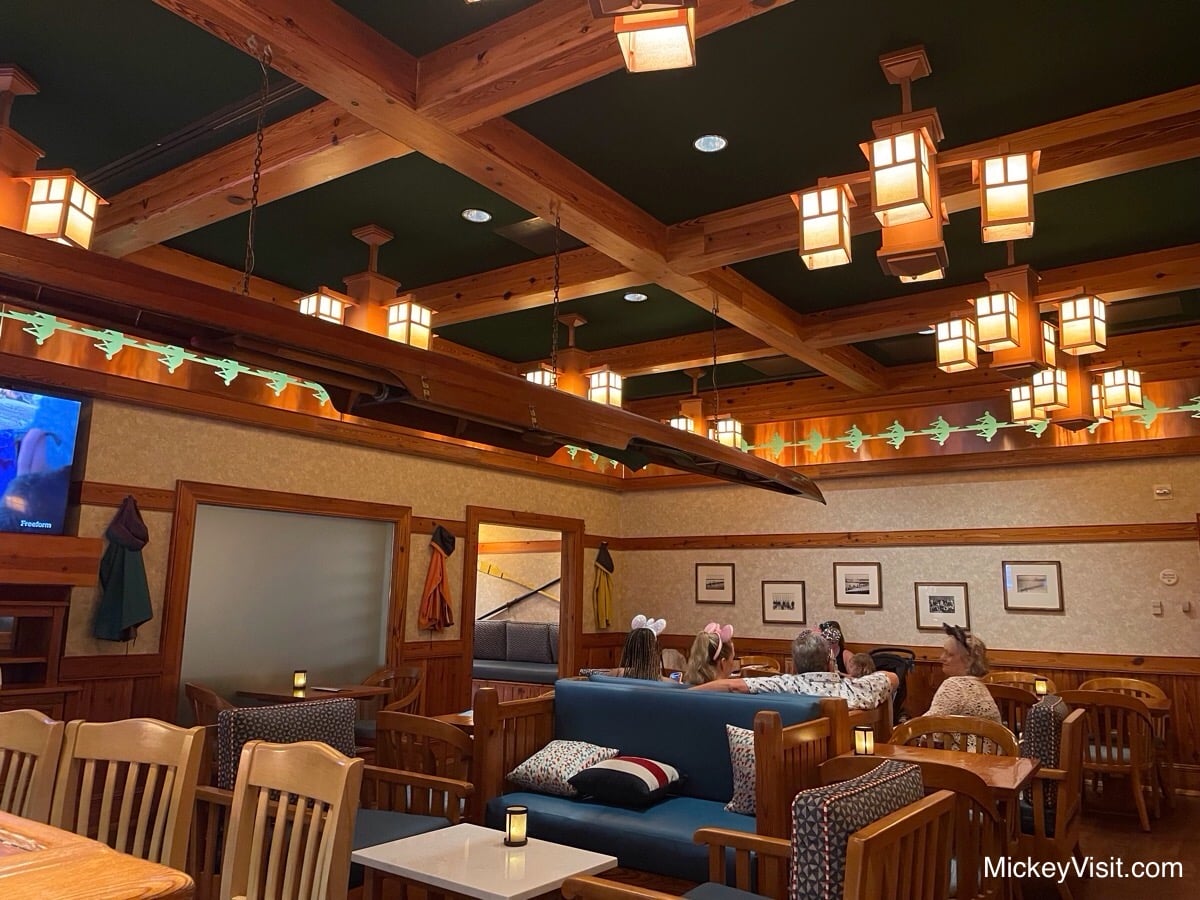 Crews Cup Lounge Seating
