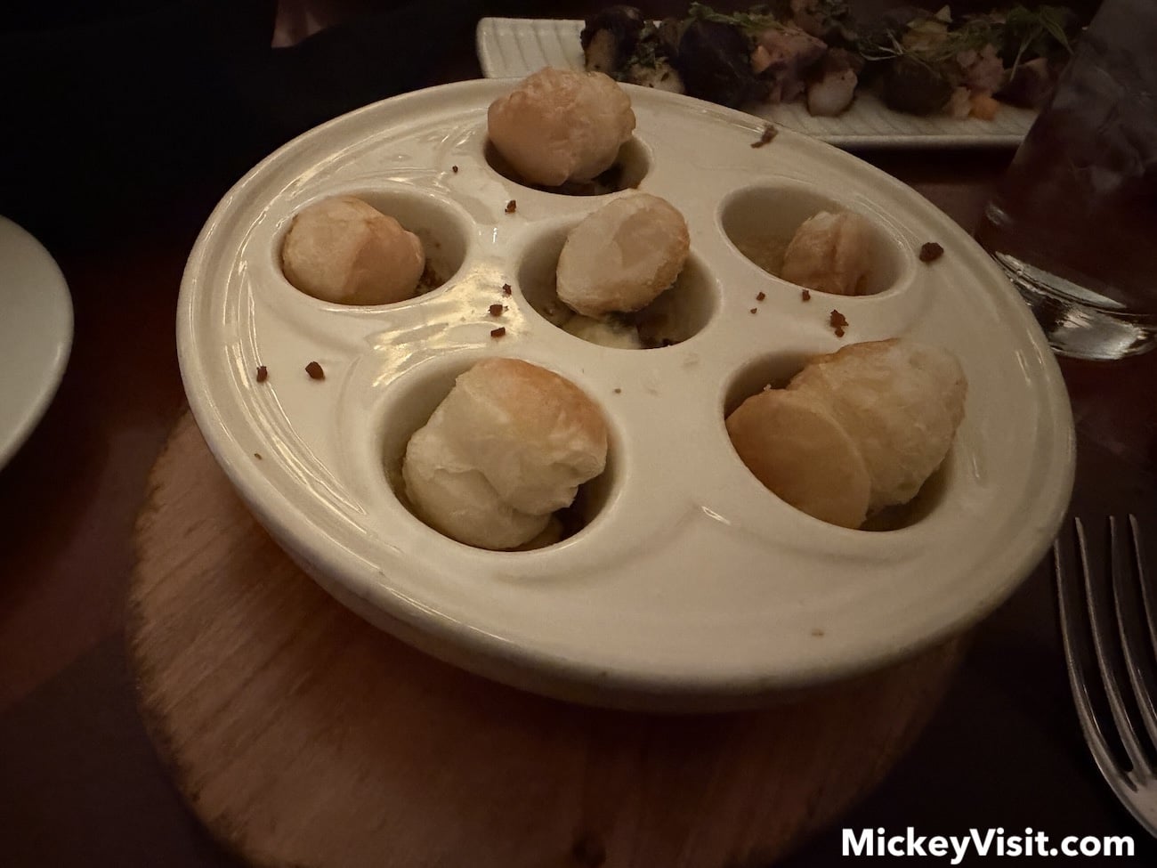 Hollywood Brown Derby escargot