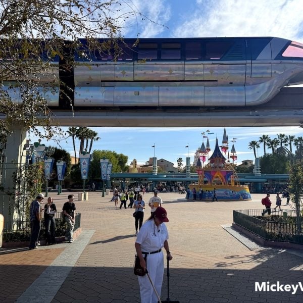 Disneyland Monorail in Esplanade