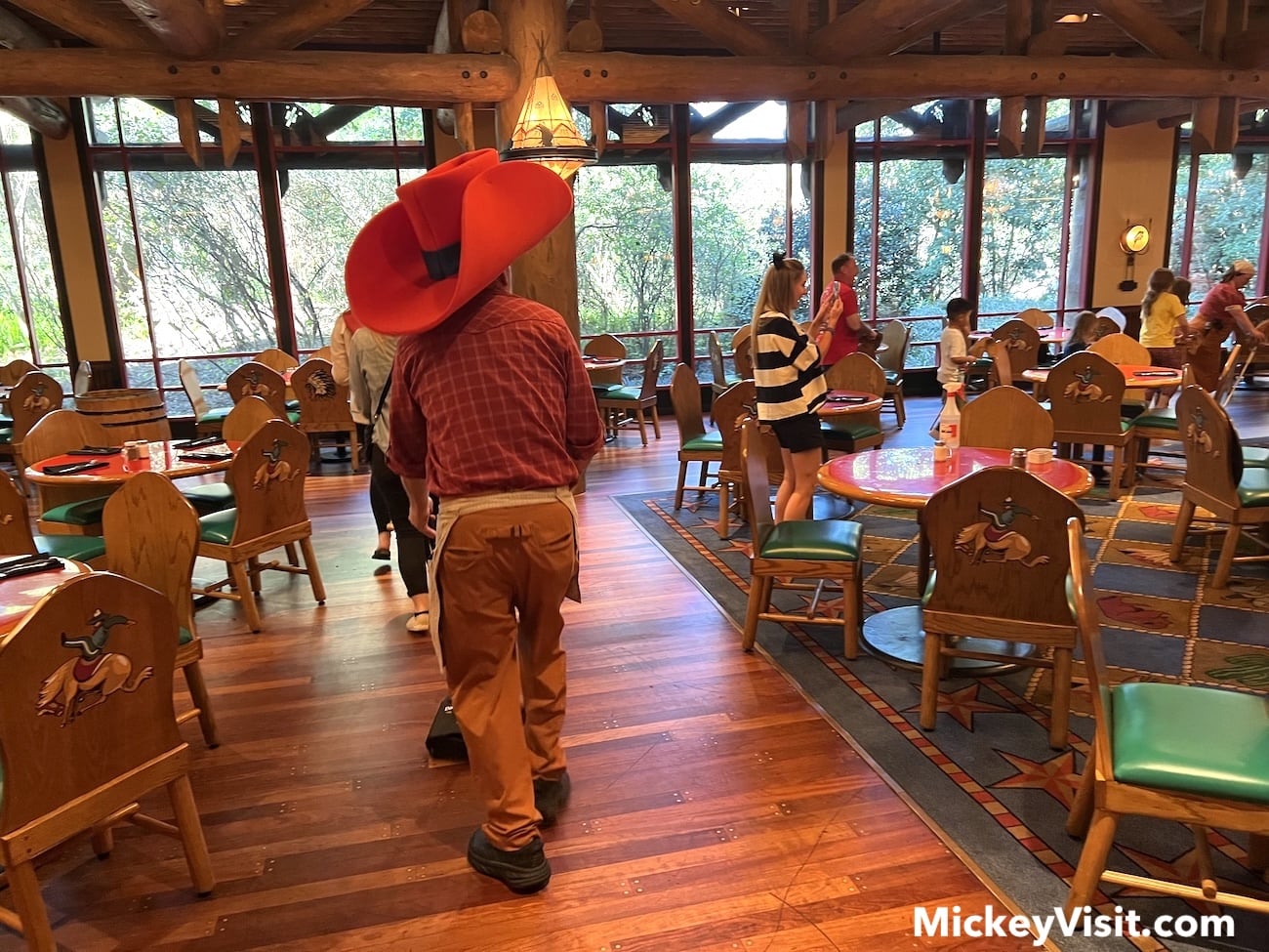 Whispering Canyon Cafe dining room