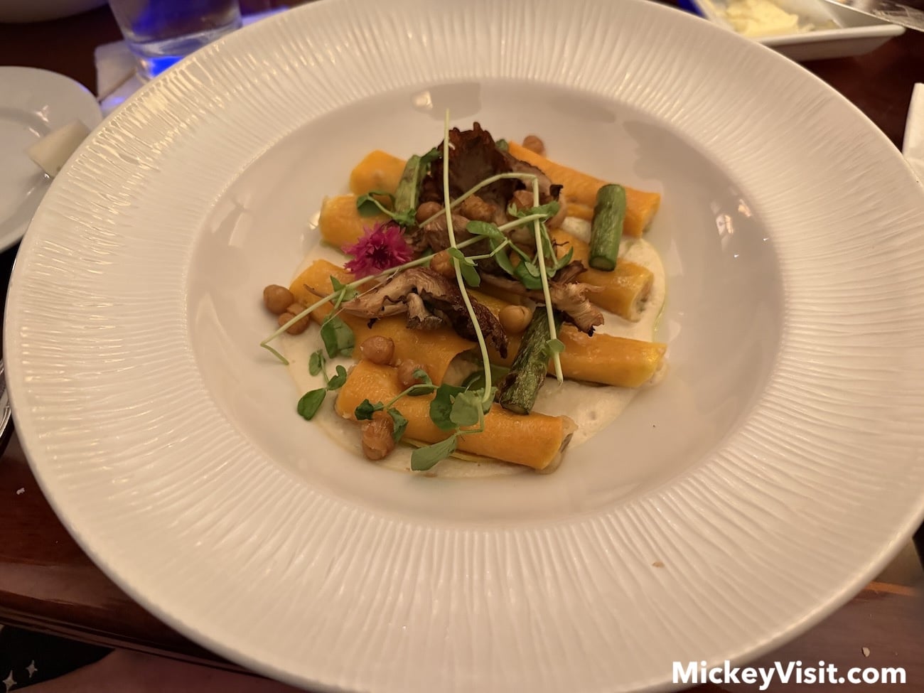 Hollywood Brown Derby butternut squash