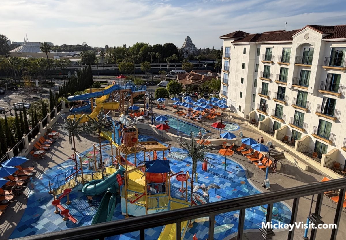 disneyland courtyard marriott view