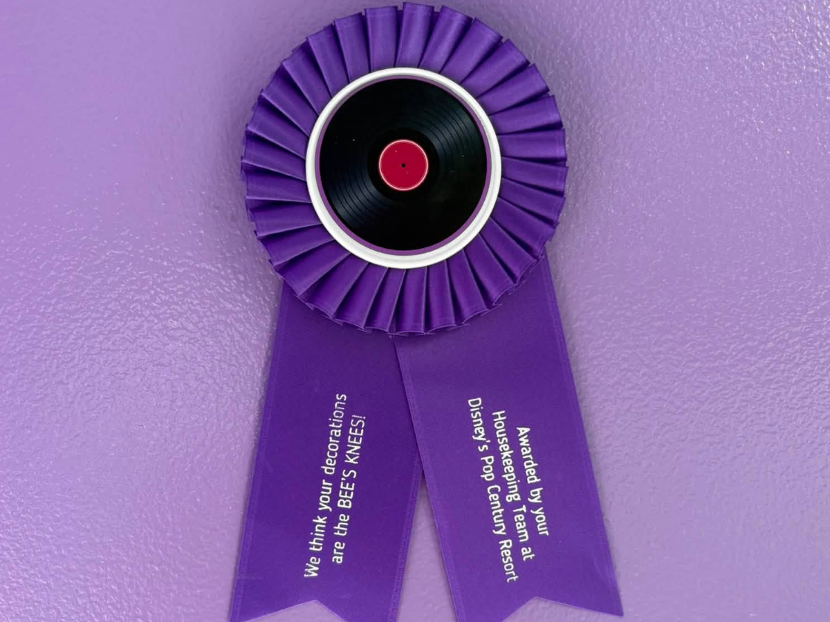 Door purple ribbon