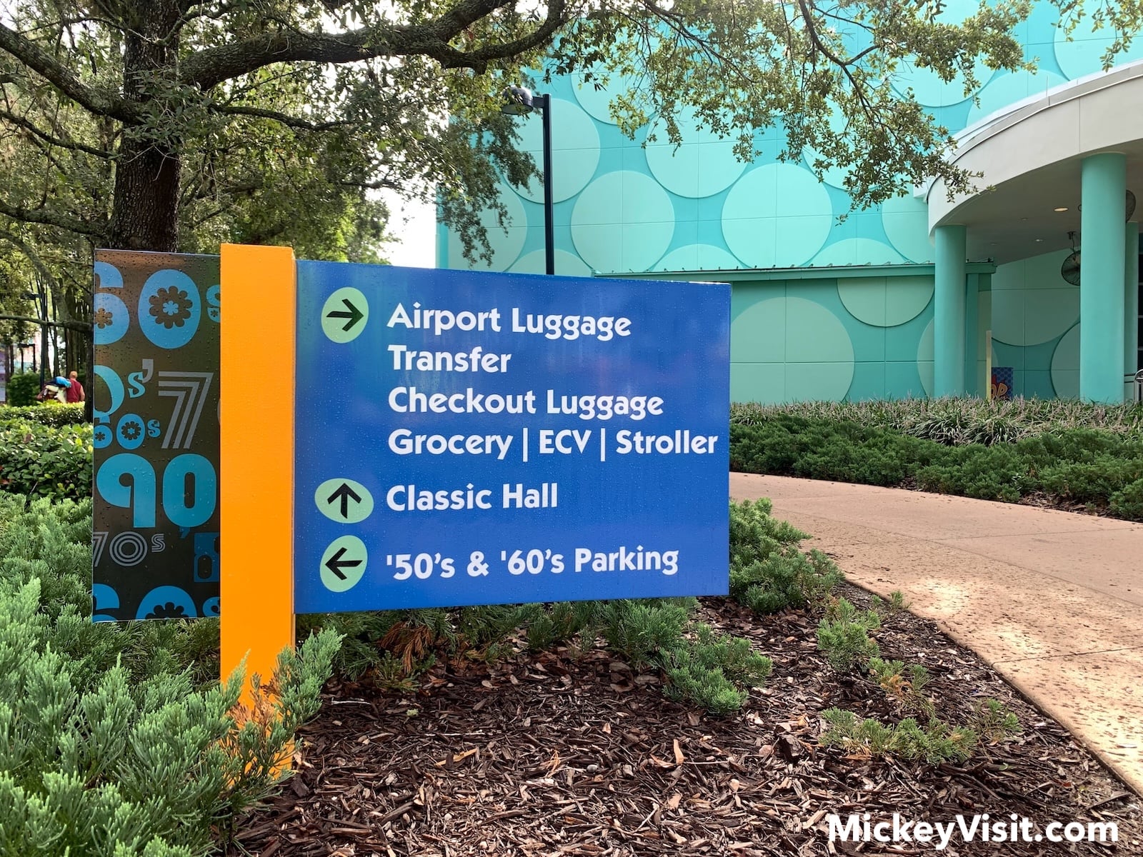 Airport Luggage Transfer sign
