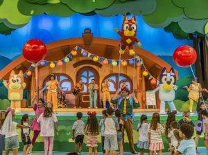 Bluey and Bingo dancing with kids