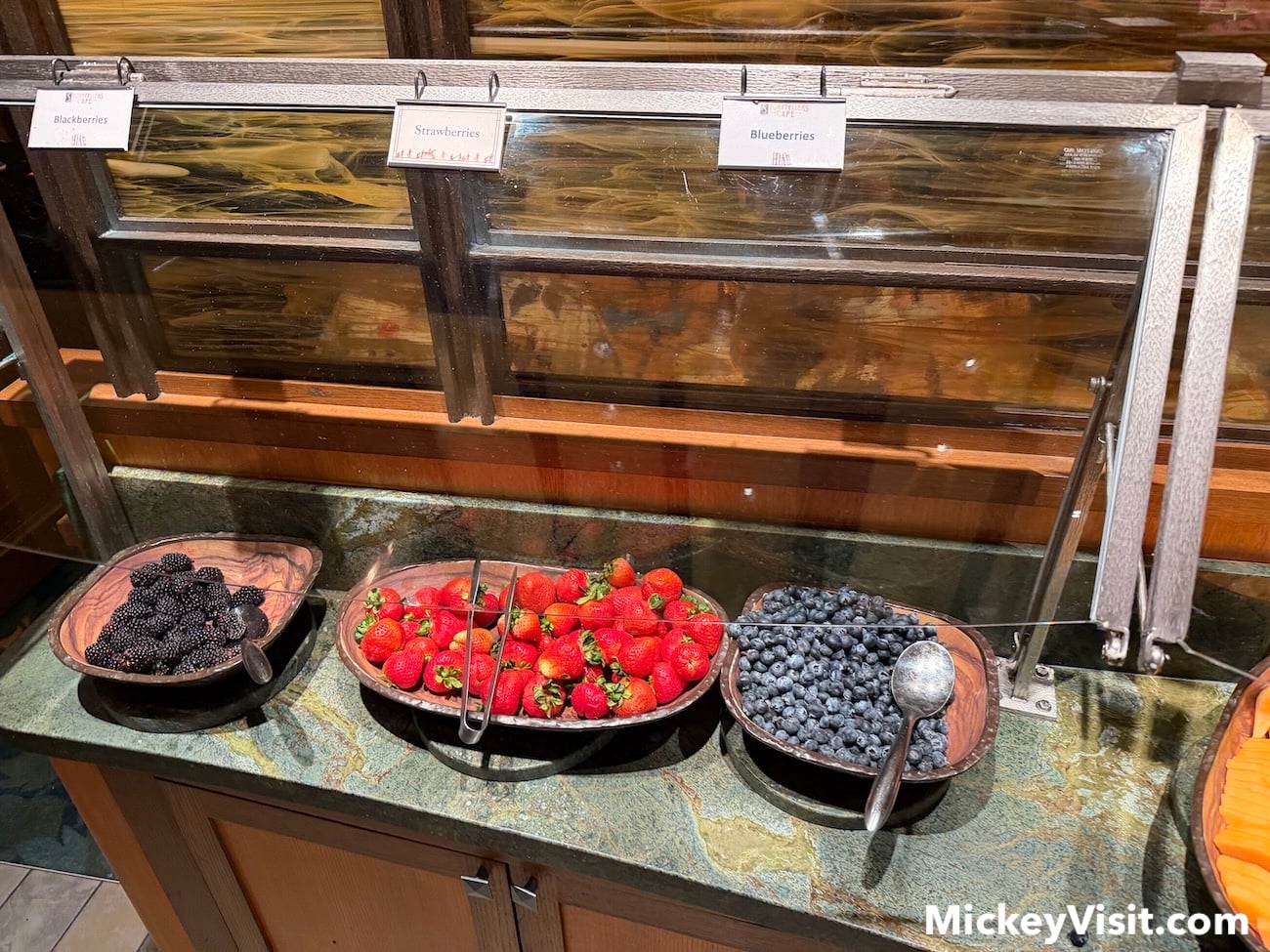 Food in buffet