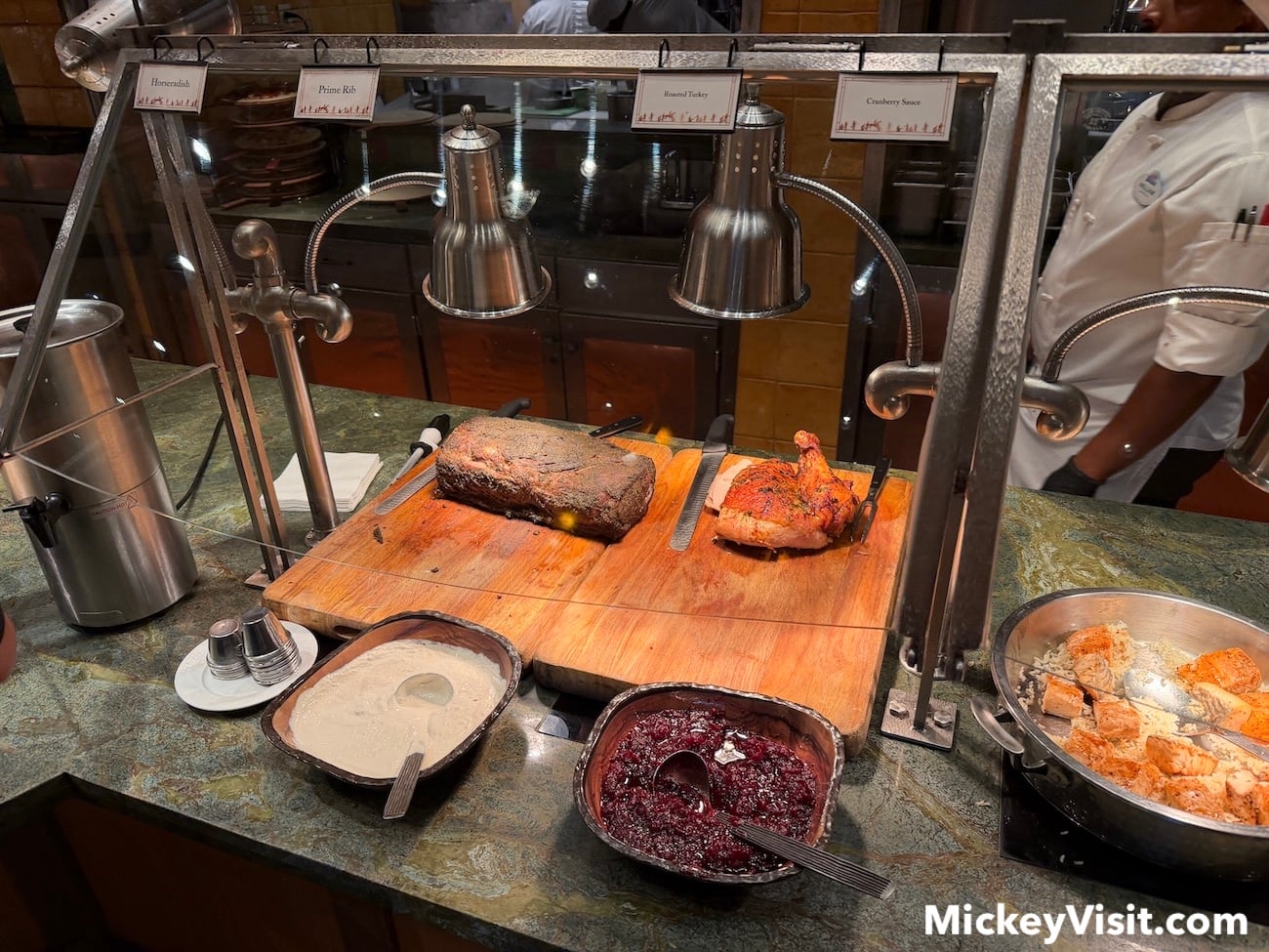 Food in buffet