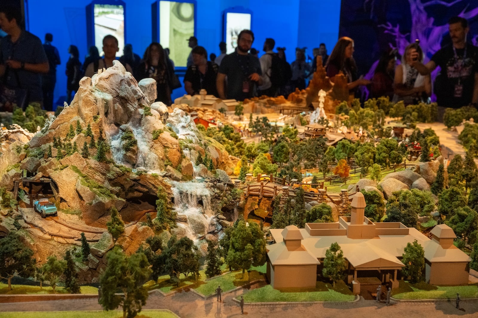 Piston Peak National Park scale model