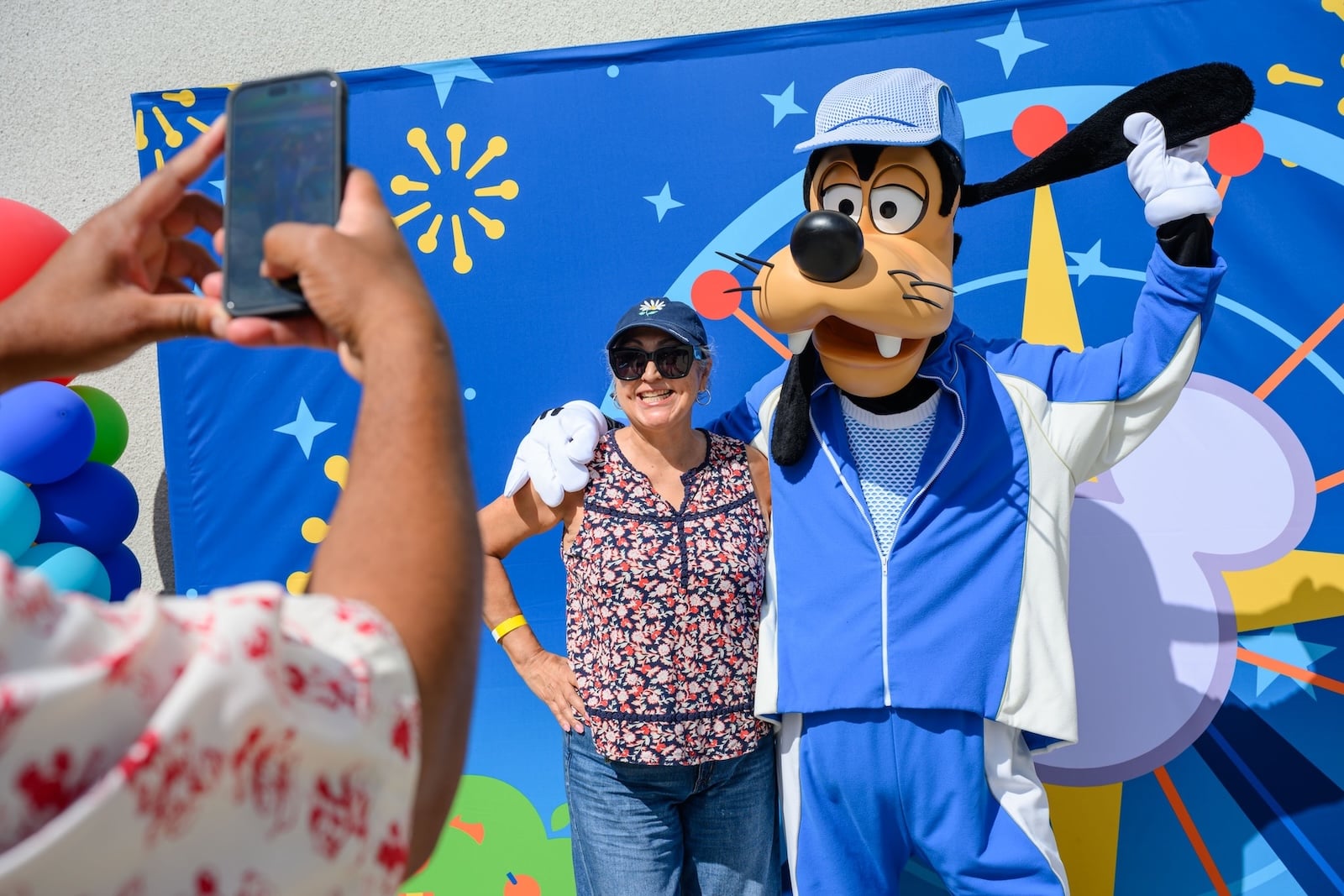 Goofy character meet & greet