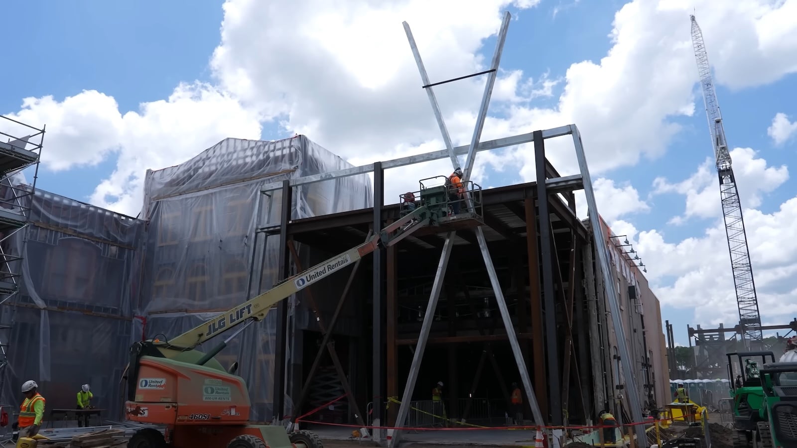 Harryhausen's restaurant construction