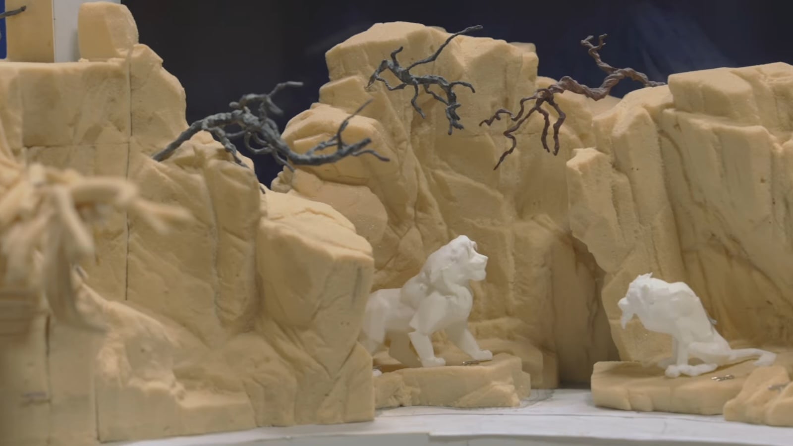 Lion King log ride model of Scar and Simba