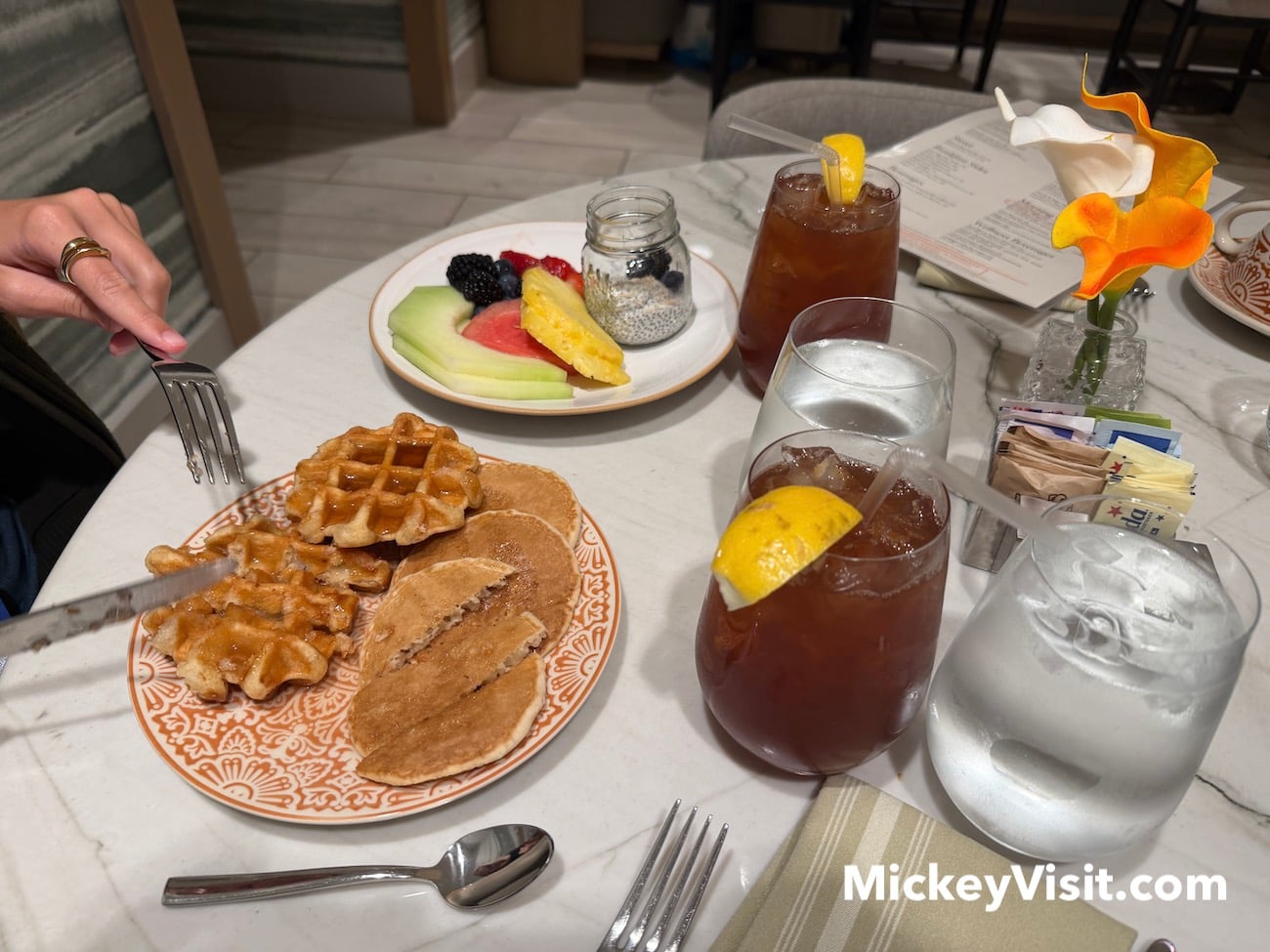 hilton anaheim breakfast