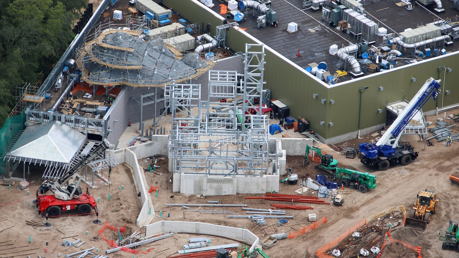 Encanto ride construction site
