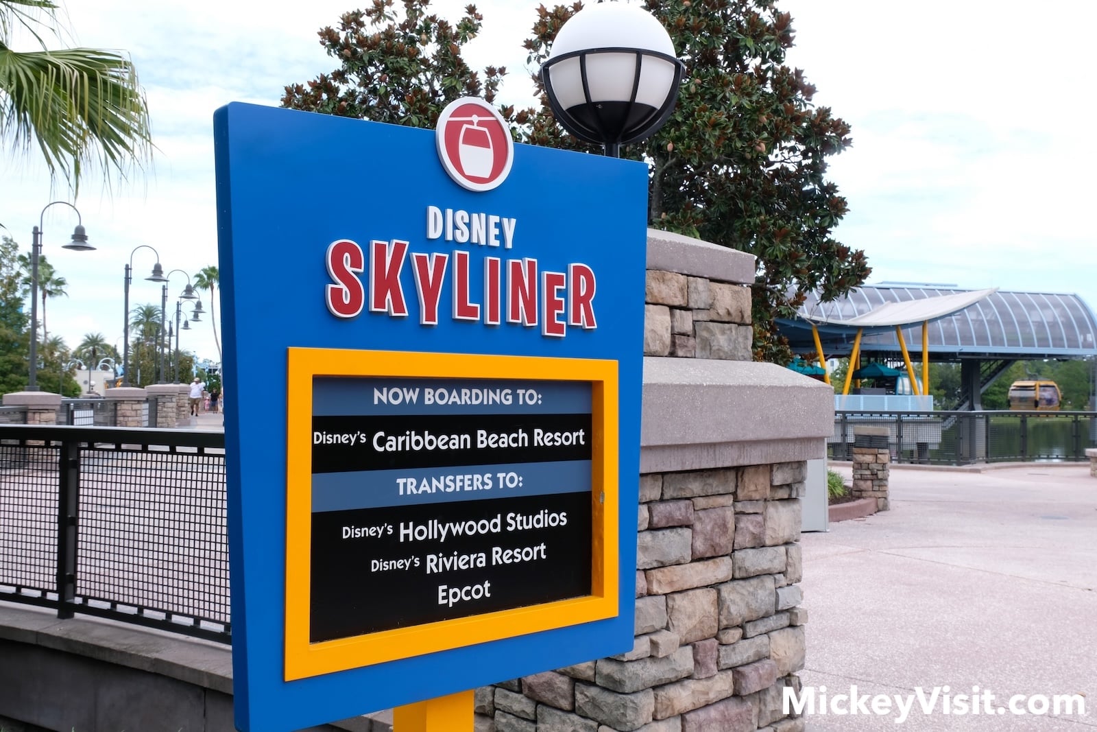 Skyliner transportation sign