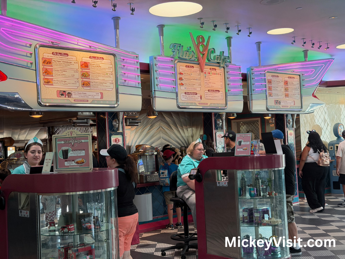 Flo's V8 Cafe