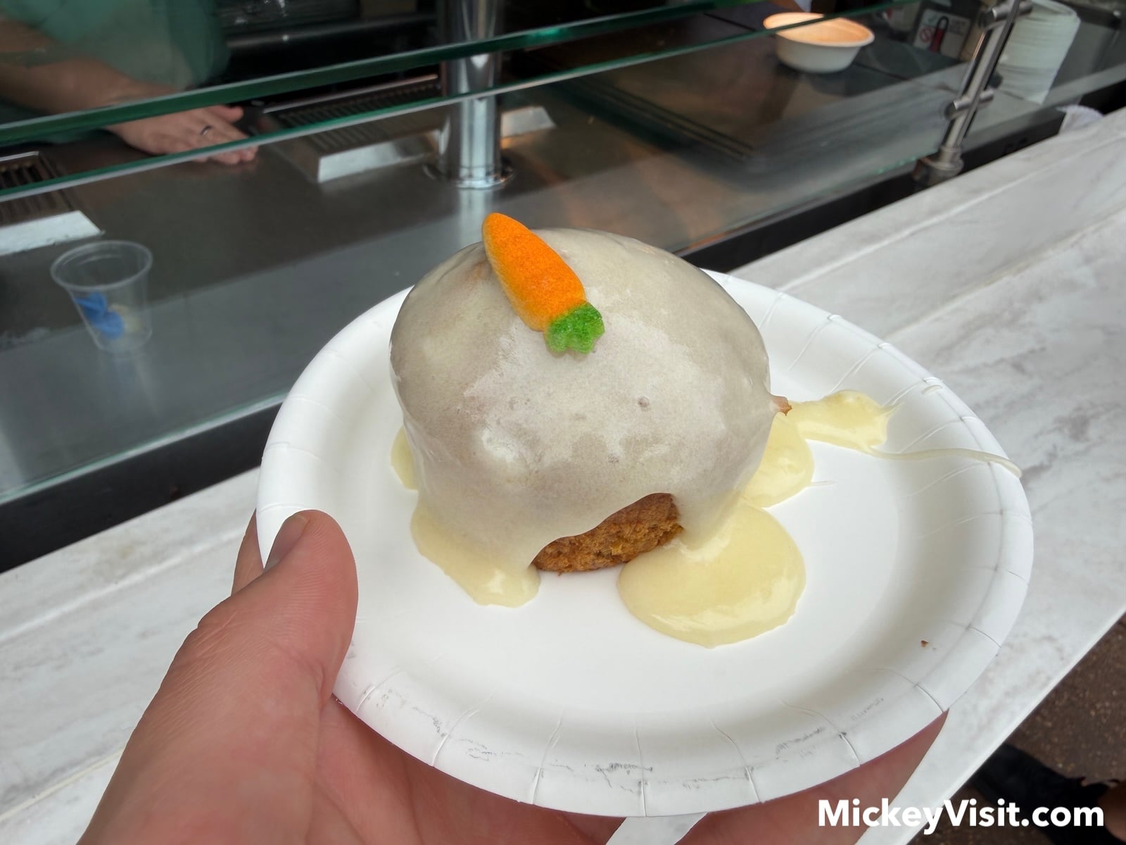 Carrot cake with cream cheese