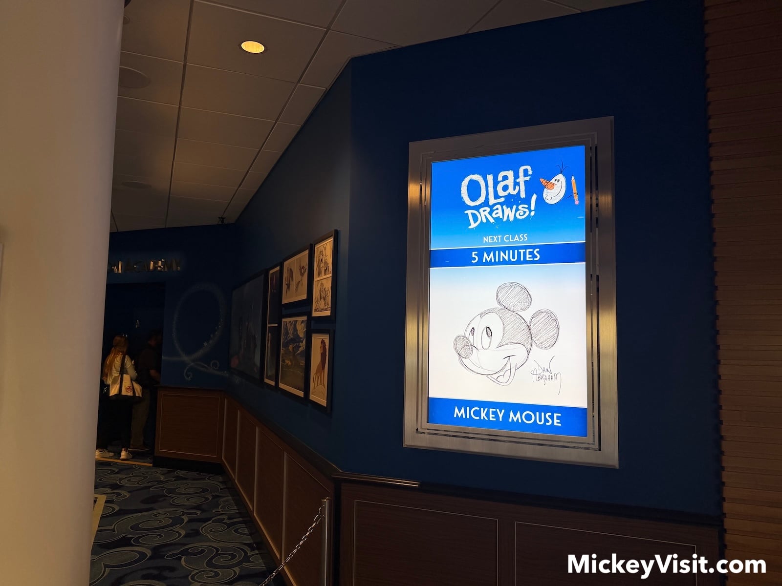 Mickey mouse drawing class sign