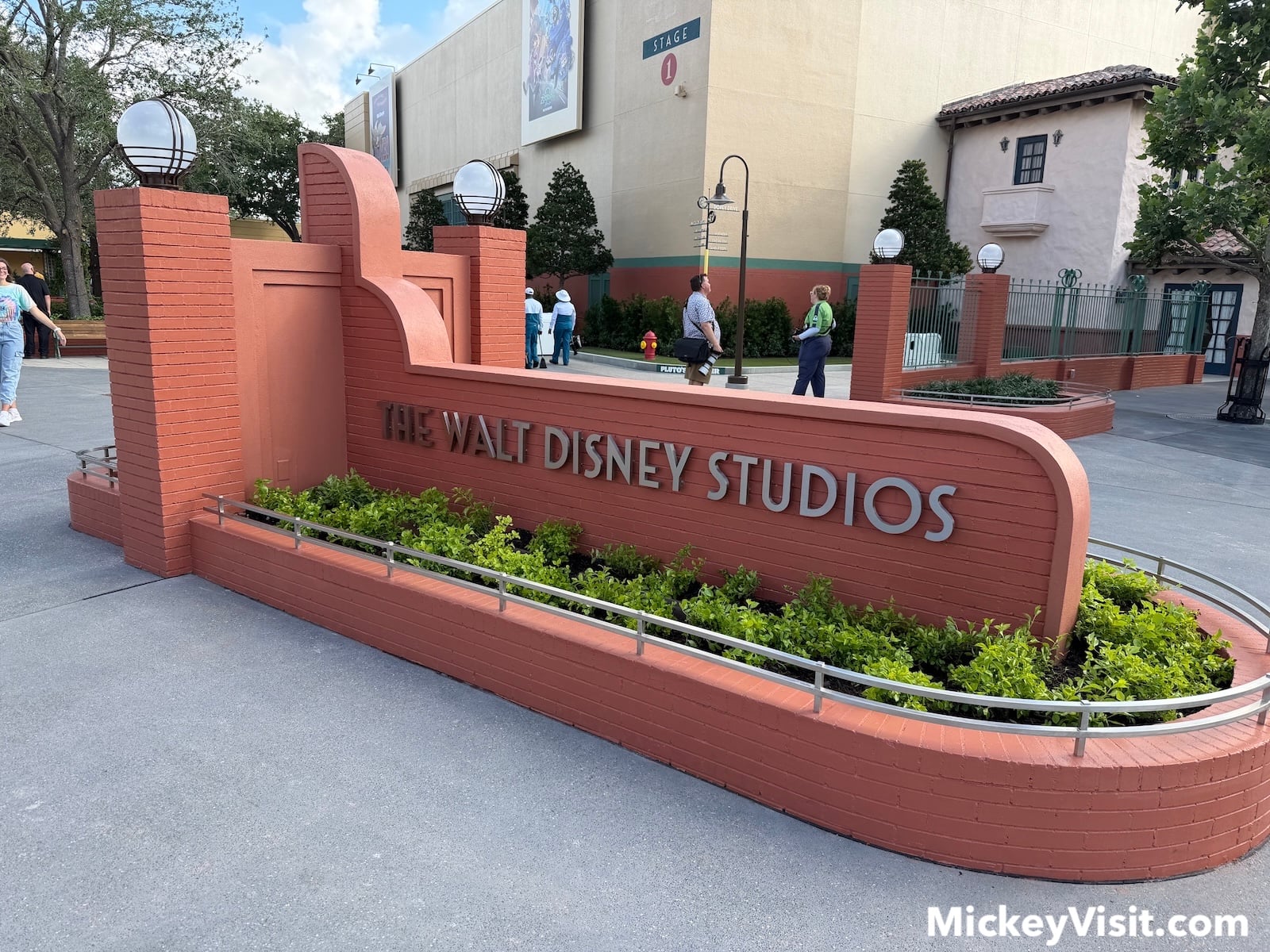 Walt Disney Studios entrance sign
