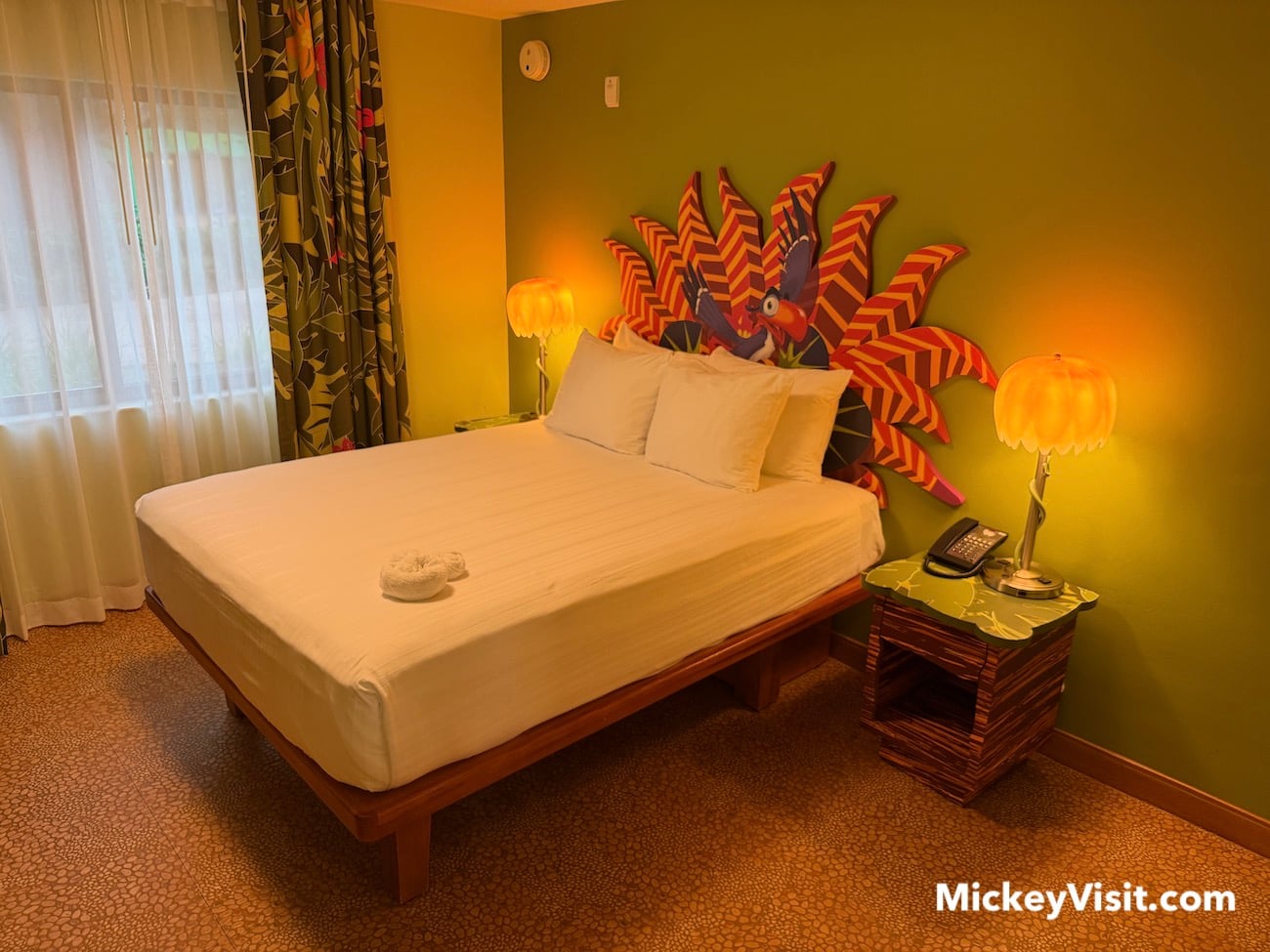 bedroom lion king