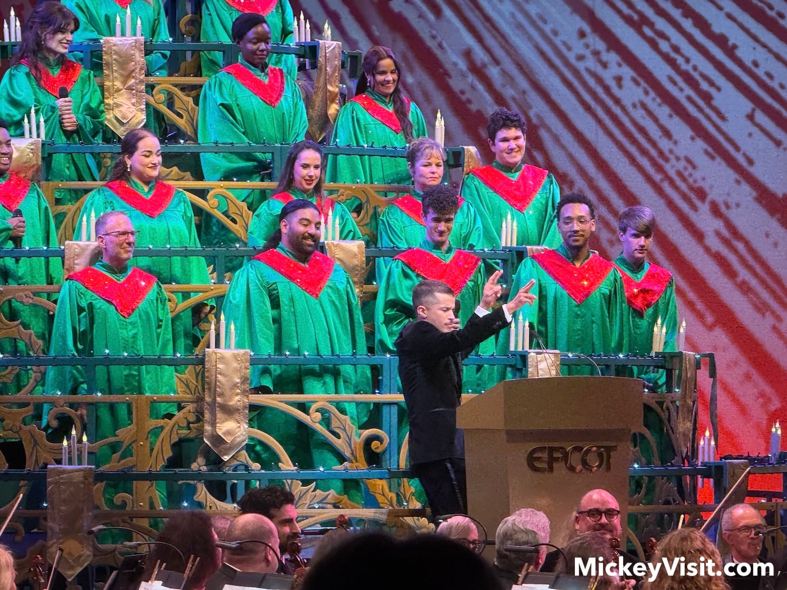 Jordan Fisher and choir