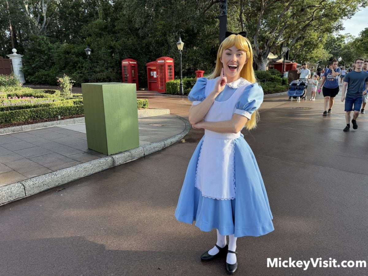 alice in wonderland at epcot