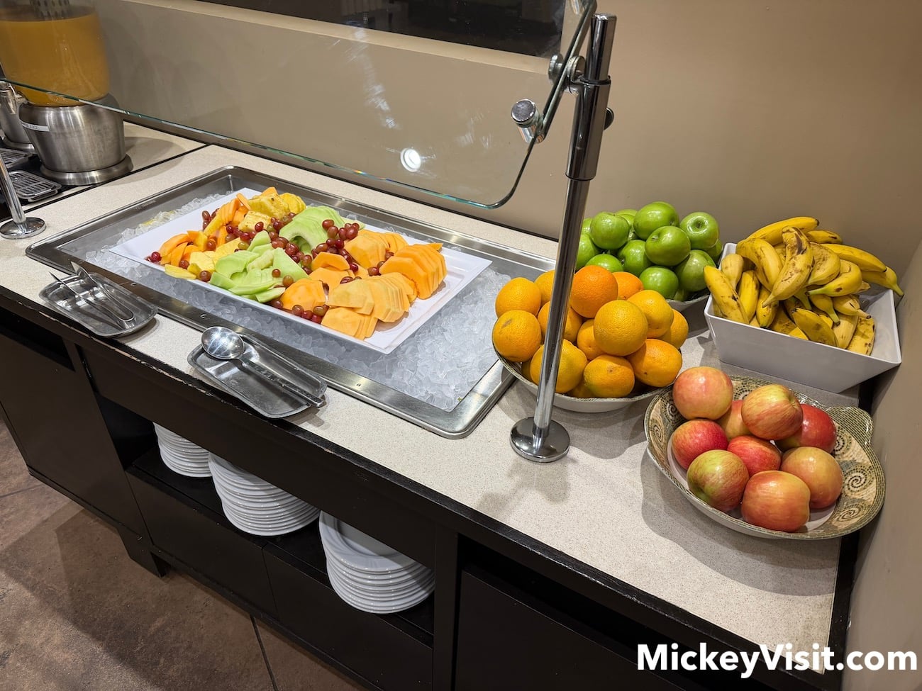 breakfast options anaheim delta hotel
